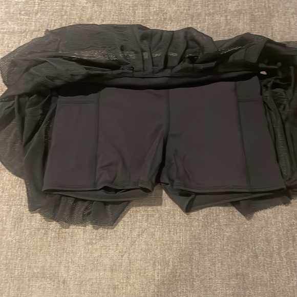 JoyLab skort.  L - Picture 3 of 3